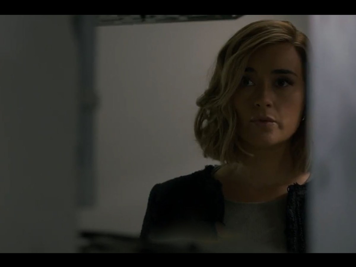 NCIS Tony & Ziva – S01E08 – Fire Sale –&nbsp;14/20