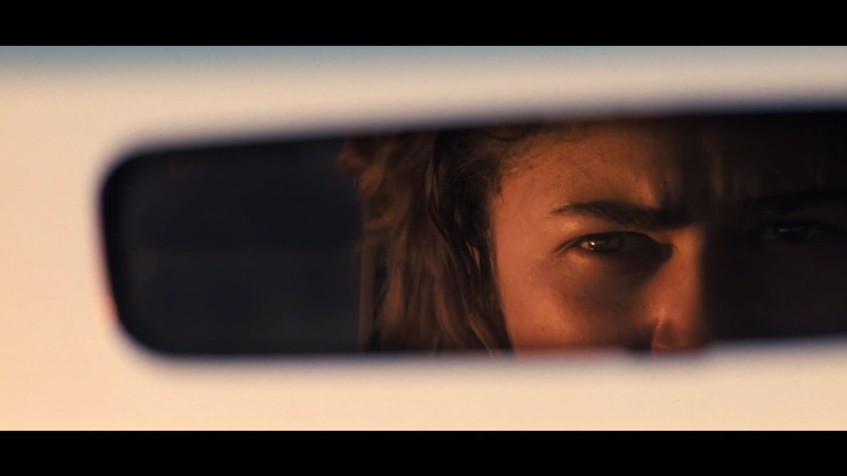 Euphoria – S03E01 – Andale –&nbsp;18/20