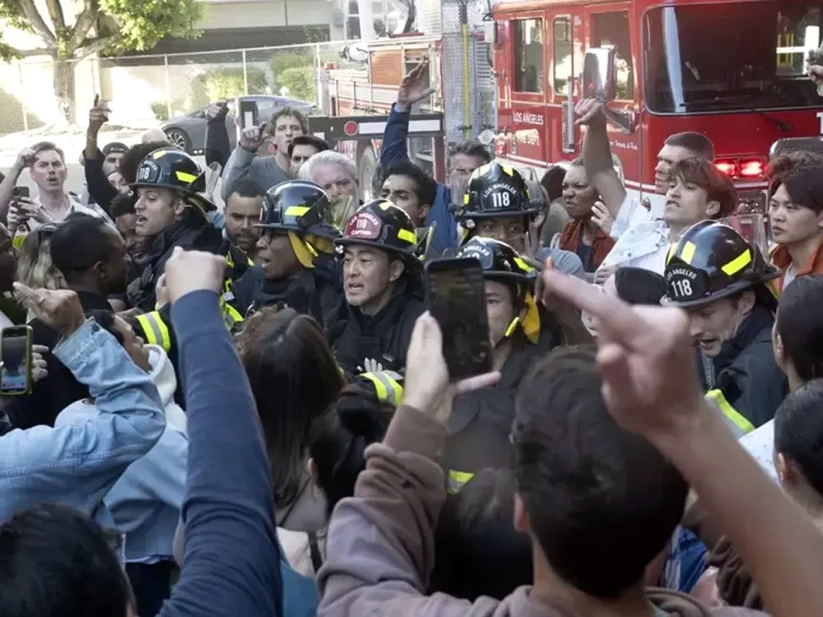 9-1-1 – S09E16 – Where There’s Smoke –&nbsp;16/20