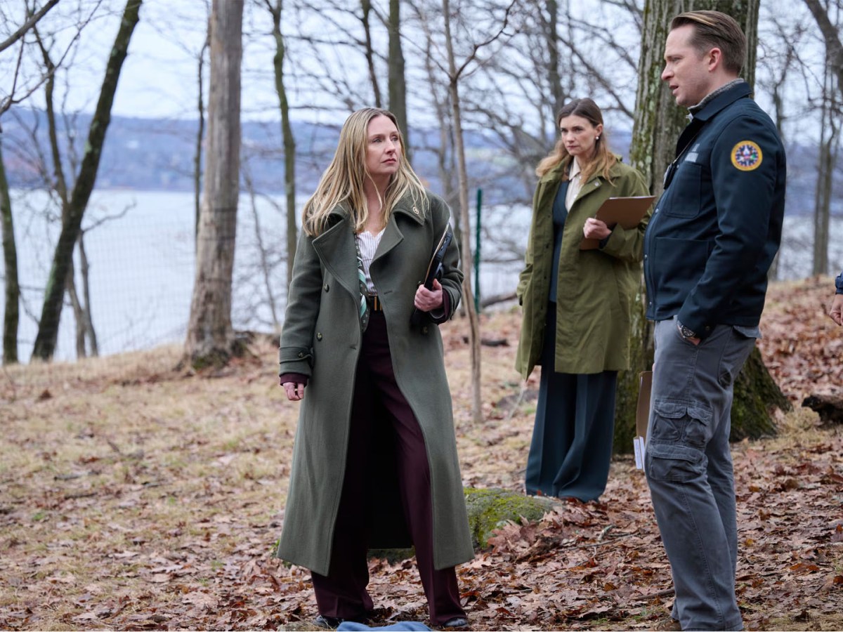 Line of Fire – S01E01 – Pilot –&nbsp;18/20